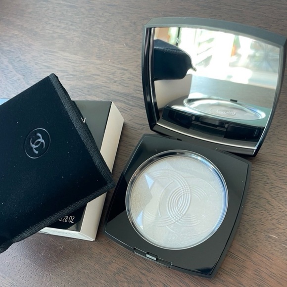 SOLD CHANEL LUMIÈRE DE L’OCÉAN Illuminating Powder - Picture 4 of 10